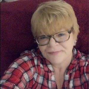 Meet your Posher, Gina